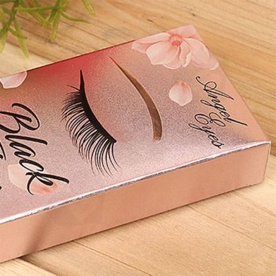 Glossy finish eyelash boxes