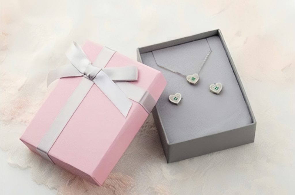 How to Source the Best Wholesale Jewelry Packaging