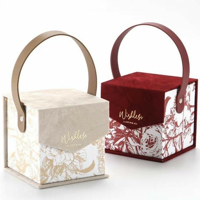 Custom Handle Boxes LansBox Packaging